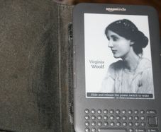 Amazon Kindle 3rd Gen Keyboard Model D00901 WiFi Black