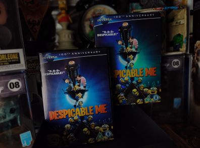 Despicable Me !  Universal 100th Anniversary ! DVD ! 2010 !