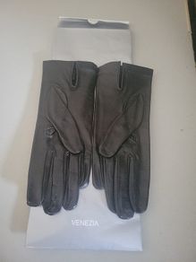 black leather gloves