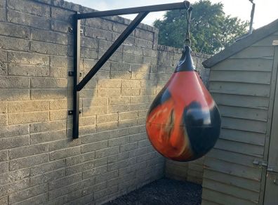 Foldable Boxing Bracket