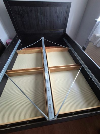 Standard king-size bed frame with 4 storage boxes