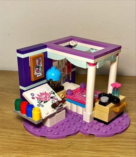Lego Friends Emma's Deluxe Bedroom