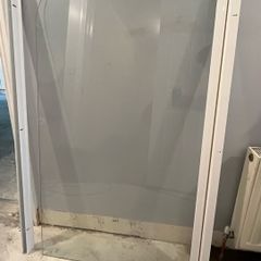 Bath screen free