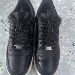 Nike Air Force black with white sole mens trainers