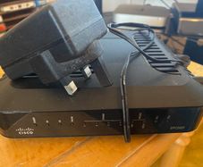 Cisco EPC2425 DOCSIS 4-Port Gigabit Wireless N Router Modem