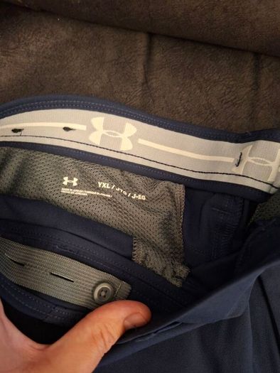golf underarmour tshirt & shorts