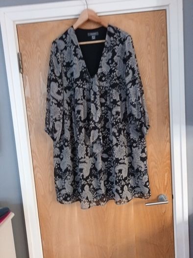 Primark Dress..  S.L- 16.
