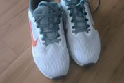 Nike MEN shoes, size 44, UK 9, 28cm, very good condition