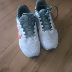 Nike MEN shoes, size 44, UK 9, 28cm, very good condition