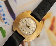 Vintage Automatic Swiss Made Stewag Incabloc Mechanical Wind up Lady's Swiss Watch from 1950s