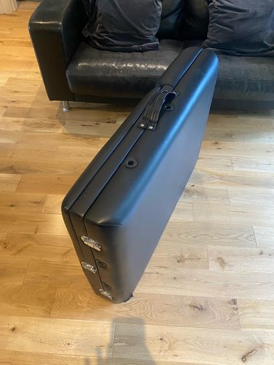 Massage Table (Professional & Portable)