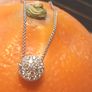 Beautiful diamond pendant 18ct white gold 19 round brilliant cut diamonds 2g, D18 free reg post Image 3