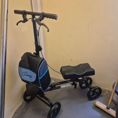 Deluxe Knee Walker