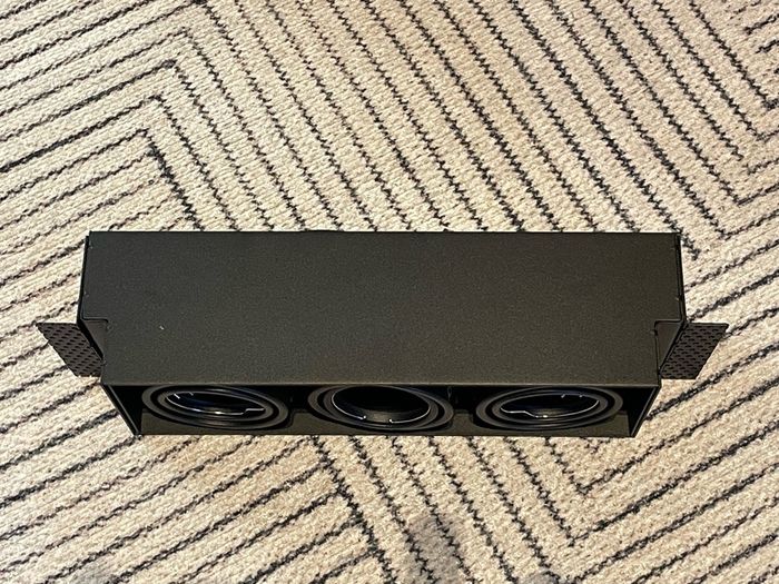2x Recessed spotlights racks black trimless