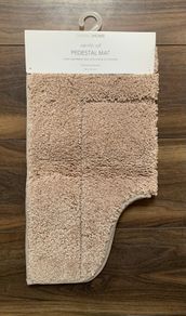 BRAND NEW Bathroom Mat  50x50cm