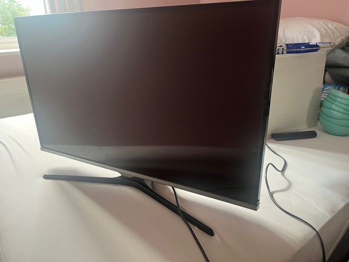 2x Samsung Full HD TVs Working Condition
