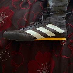 adidas box hog 4