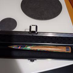 Genuine Omin 1 piece Handmade Ebony Snooker Cue & Steel Case & Mini Butt - used for a week - as new - collect