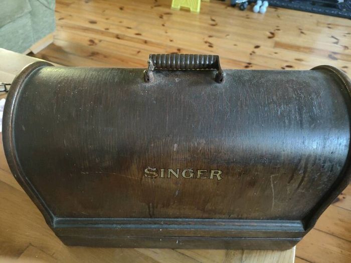 Singer Sowing Machine F5239559