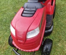 Castlegarden ride on mower Delivery available