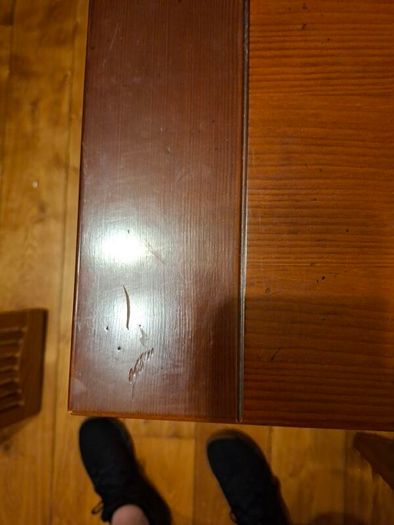 High End Mahogany Table & Chairs