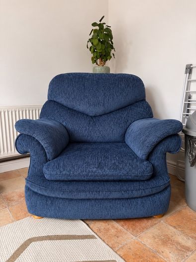 Free Sofa & Armchair