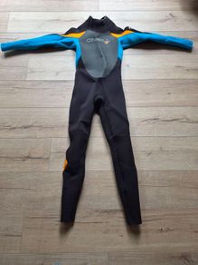 O'Neill Wetsuit 4mm thick