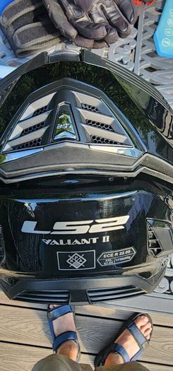 Motorcycle helmet