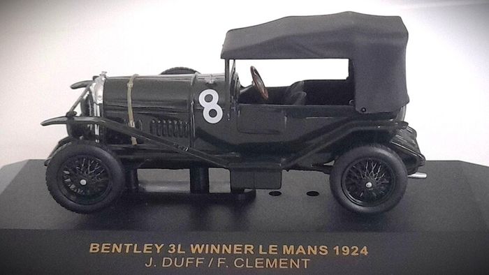 Diecast Model Le Mans Winning Bentley Le Mans 1924 1st - IXO 1:43