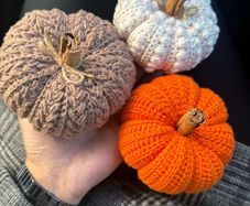 Set of 3 crochet pumpkins