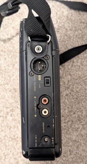 Marantz PMD650 portable MiniDisc recorder