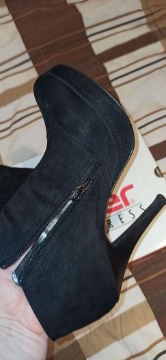 high heel ankle boots size 7