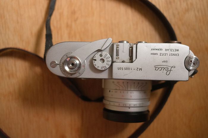 Leica M2