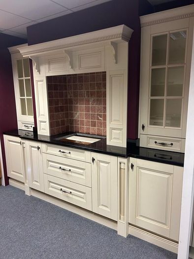 Kitchens & Wardrobes