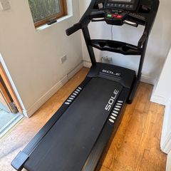 Treadmill - Sole F63