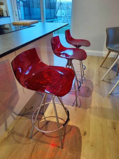 Callgaris L'au Bar stools x 3