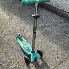 Maxi micro scooter