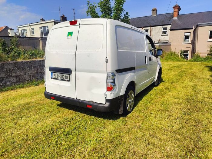 Nissan NV200 2021
