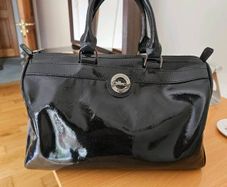 Ladies handbag