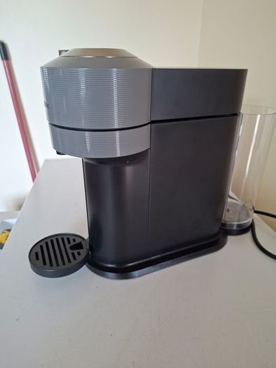 Nespresso Vertuo Next Coffee Machine - Grey - Pristine Condition