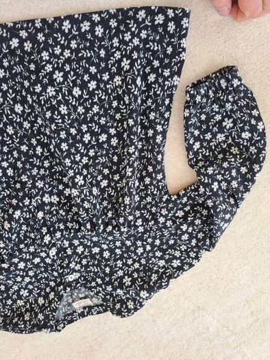Zara Flower black blouse 8-9