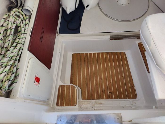 Quicksilver 500 Pilothouse boat