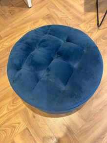 footstool / ottoman with storage