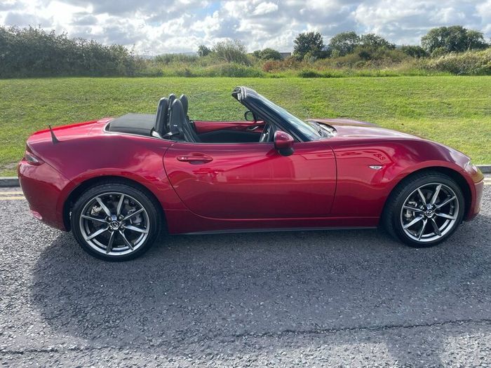 2024 Mazda MX-5 2.0L 14,800km