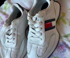 girls trainers