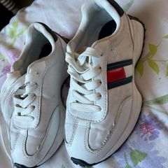 girls trainers