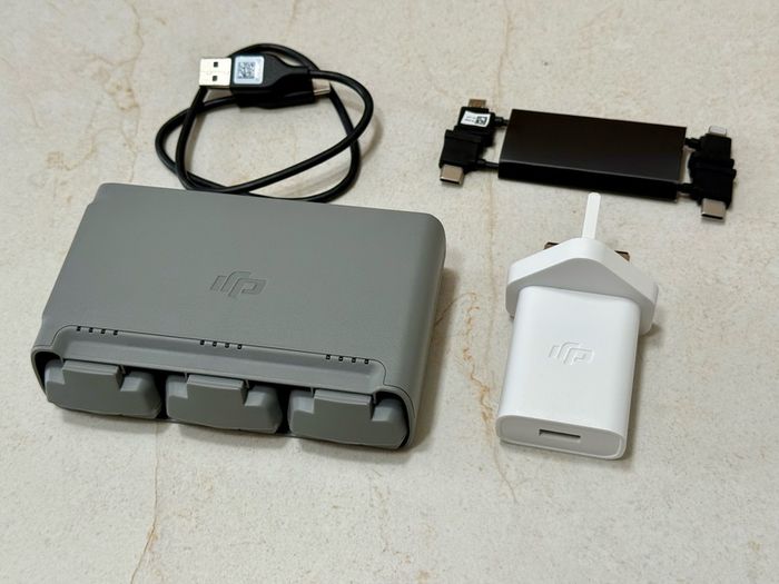 DJI Mini 2 Fly More Combo Like New Hardly Used