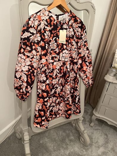 BNWT Oasis Floral Print Dress size 10