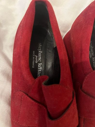 red loafers shoes