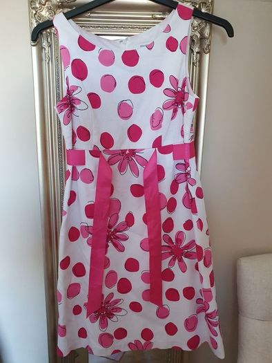 Beautiful size 10 BN white & pink dress